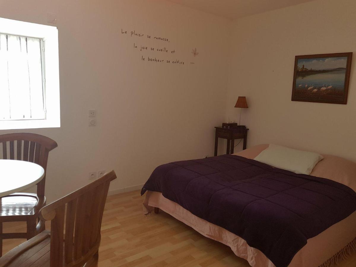 Bed and Breakfast Chez Val Et Fred 85 Les Essarts  Exterior foto