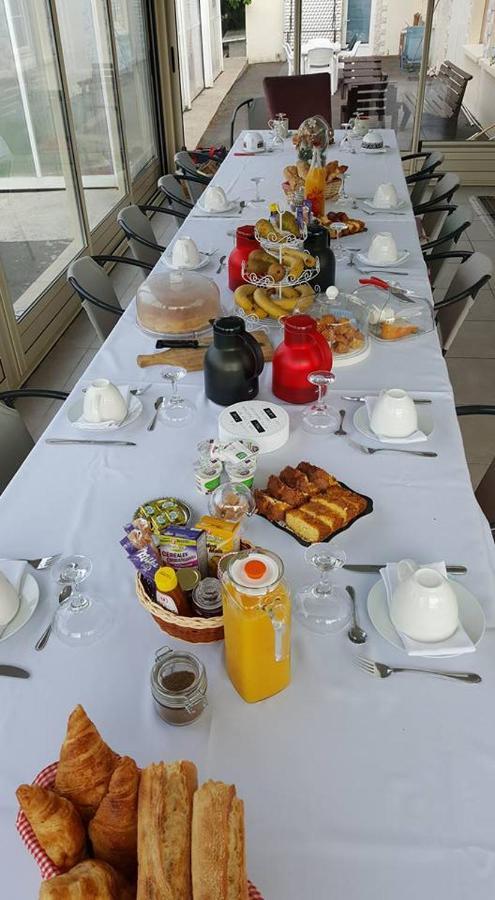 Bed and Breakfast Chez Val Et Fred 85 Les Essarts  Exterior foto